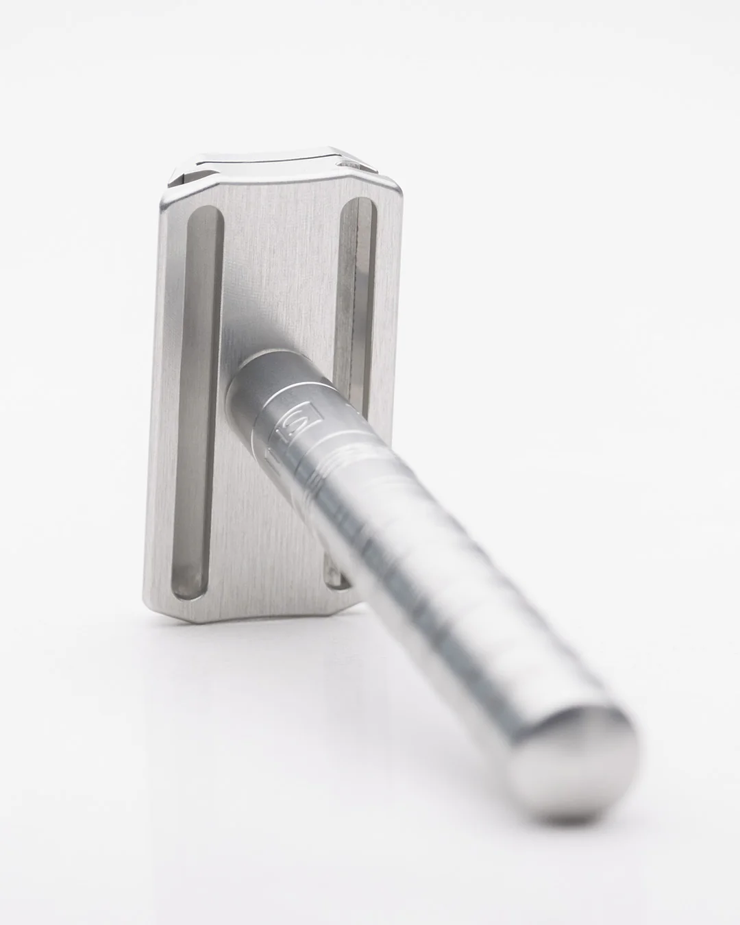 Henson AL13-M in Aircraft Aluminum - Image 3